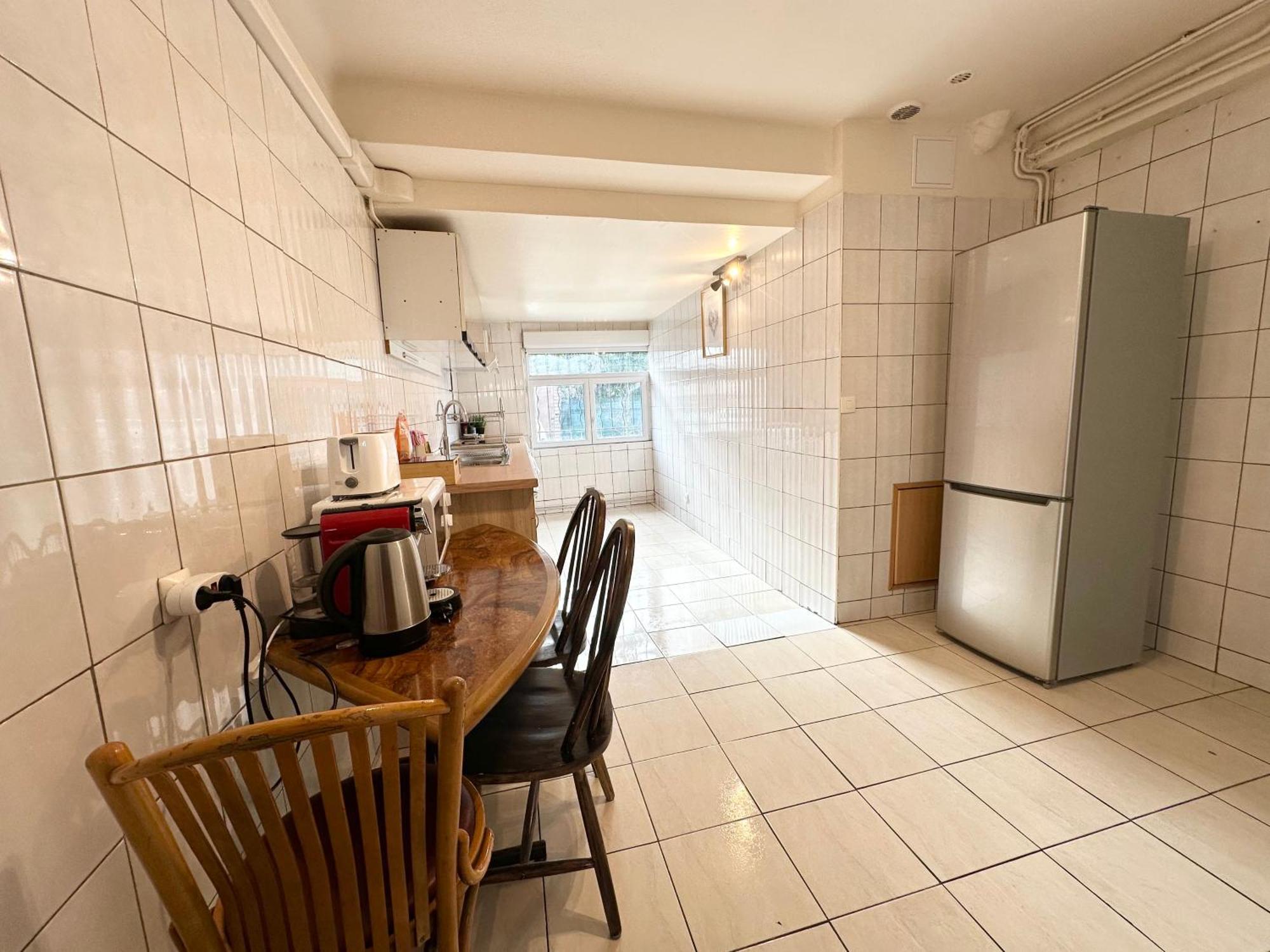 La Maison Est Situee En Face De La Gare Bondy Dış mekan fotoğraf